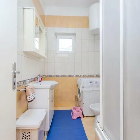 Apartament With Garden